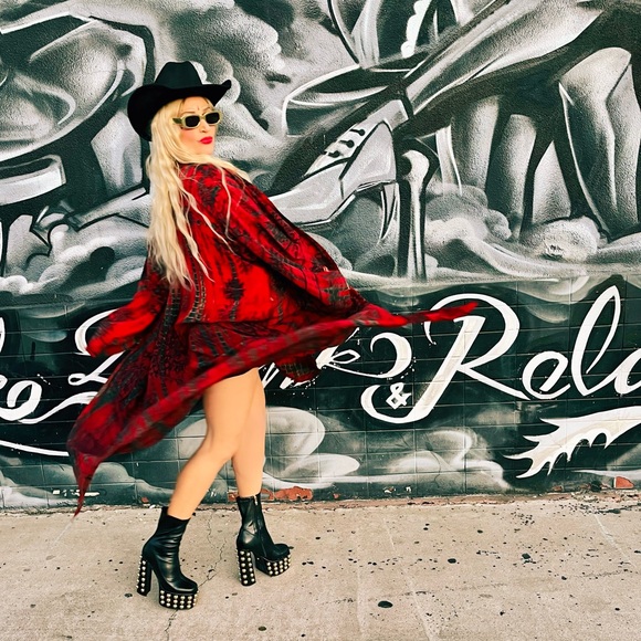 CHAI RED SILK SUSTAINABLE KIMONO - Picture 11 of 15